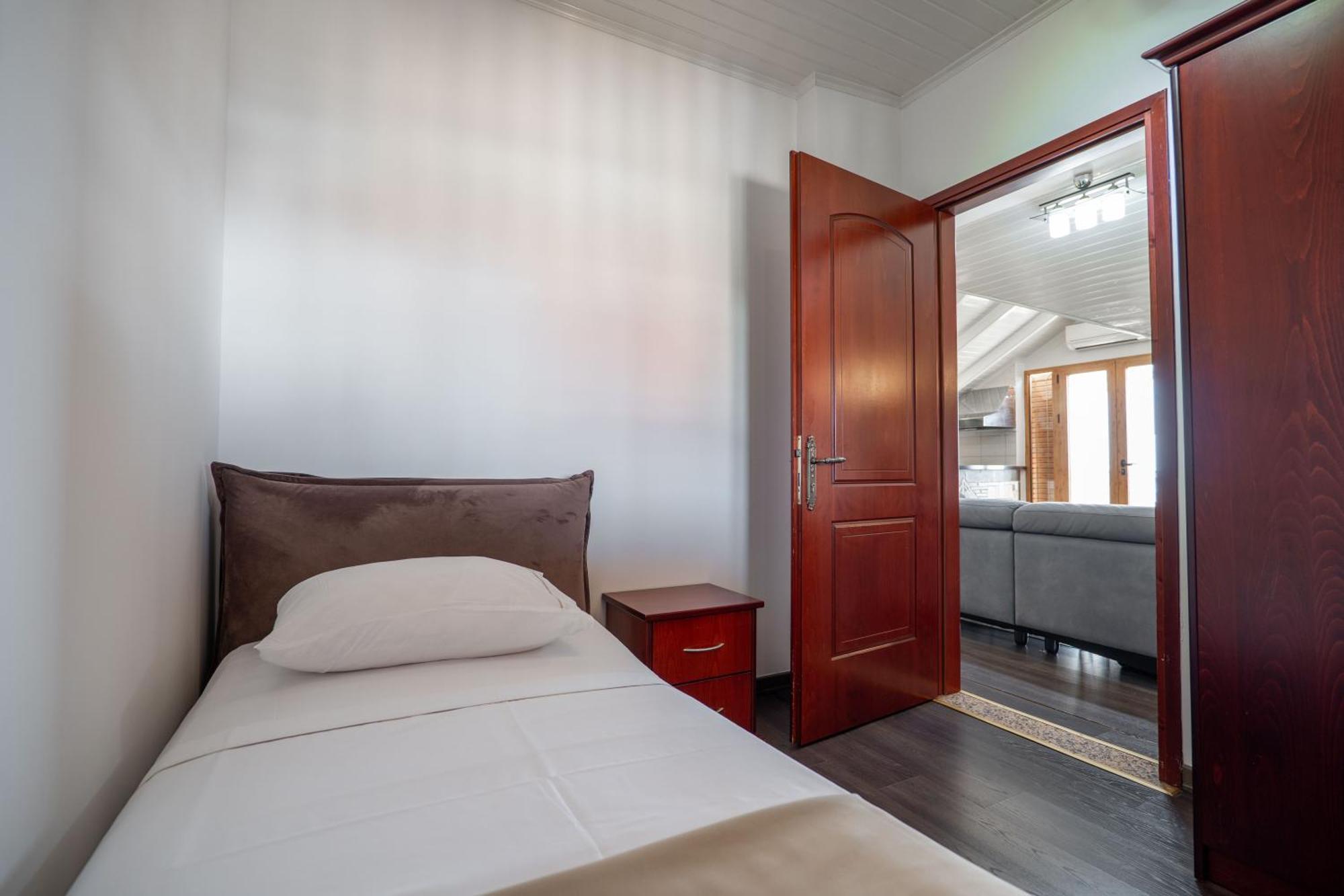 Hotel Castle 사밀 외부 사진