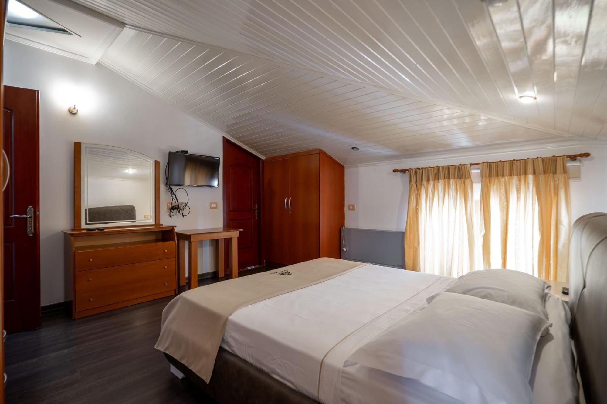 Hotel Castle 사밀 외부 사진